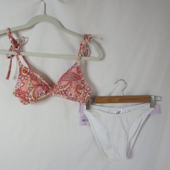wild fable 2 Piece Bikini Paisley Top White Bottoms Size Extra Extra Small NWT - Picture 1 of 6